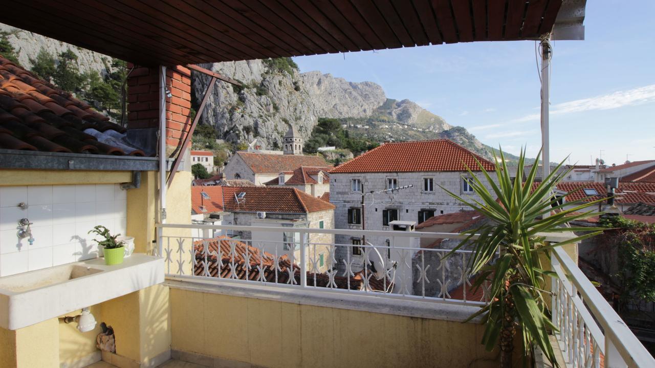 Apartment Ivanka Omis Exterior photo