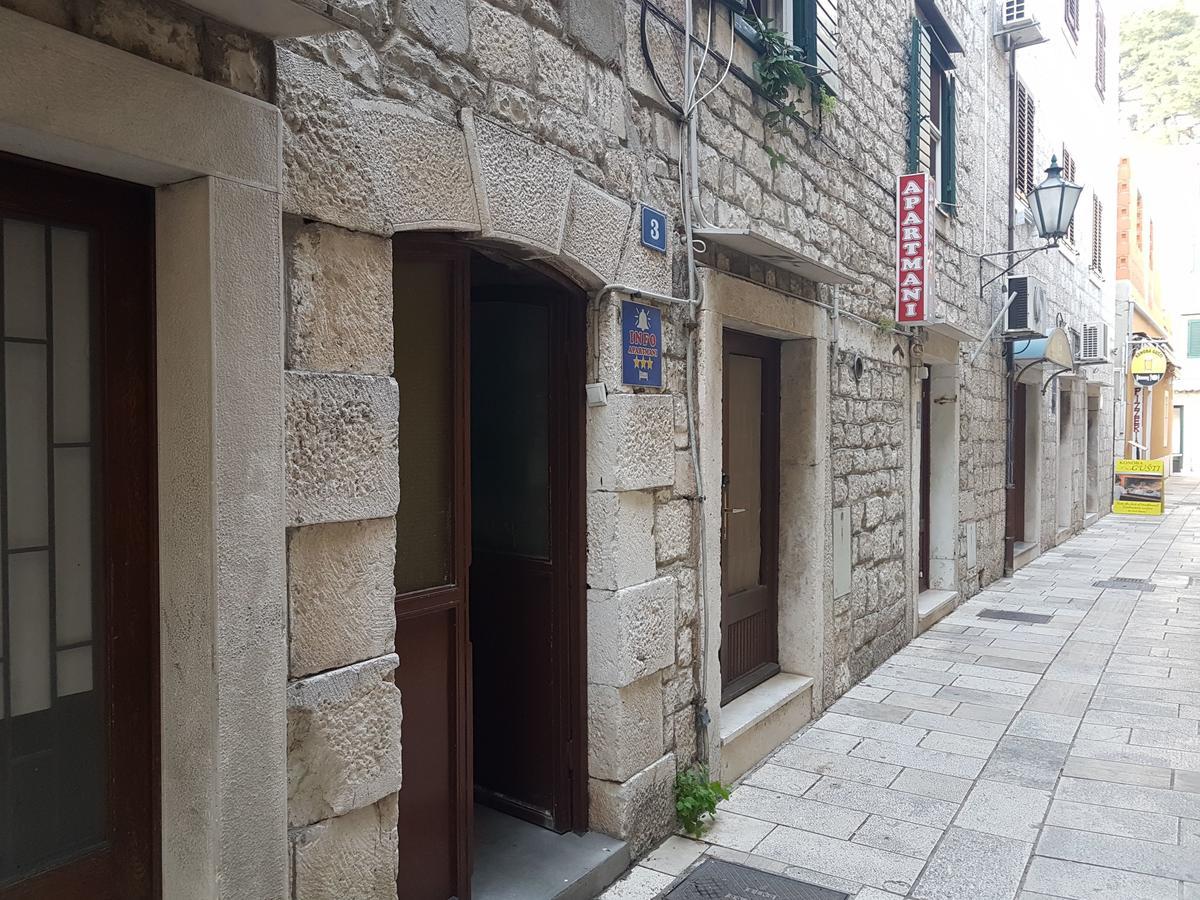 Apartment Ivanka Omis Exterior photo
